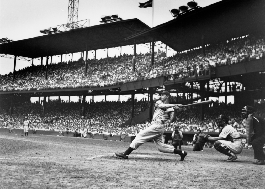 1941: Joe DiMaggio’s 56-game hitting streak